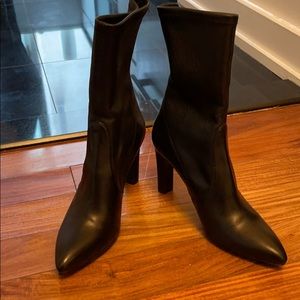 Brand New Stuart Weitzman Stretch Clinger
